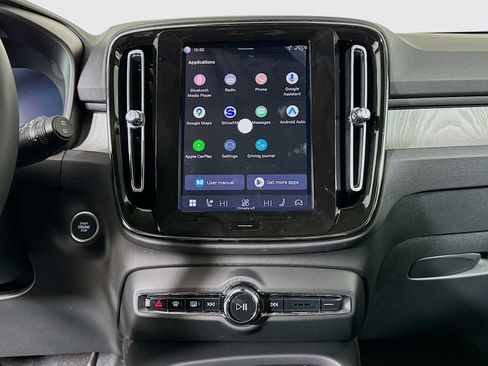 New 2026 Volvo XC40 B5 Plus w/ Protection Package Premier image 13