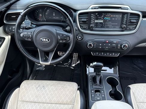 Used 2016 Kia Sorento SX w/ SXL Technology Package AWD/4WD image 19