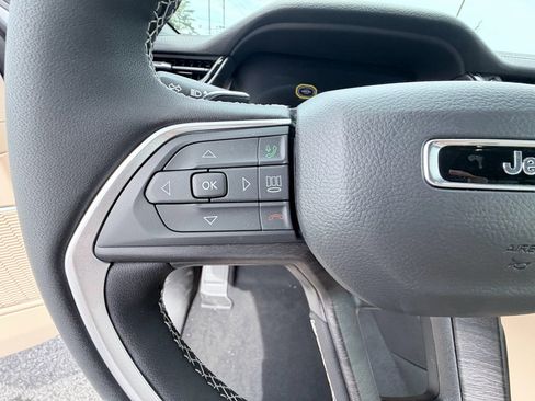 New 2026 Jeep Grand Cherokee L Limited RWD image 15