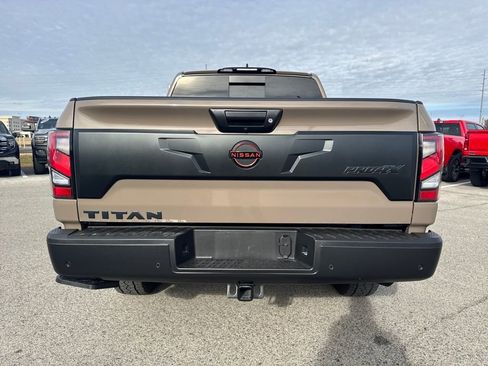 Used 2024 Nissan Titan PRO-4X w/ Pro-4x Convenience Package image 4