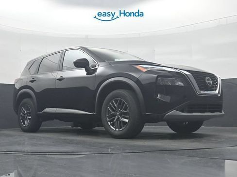 Used 2023 Nissan Rogue S FWD image 26