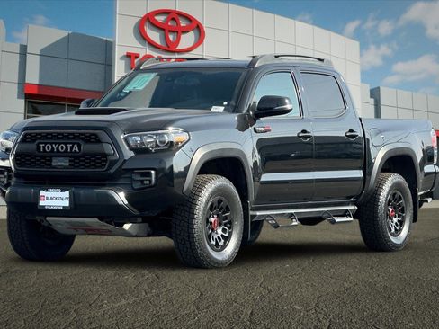Certified 2019 Toyota Tacoma TRD Pro image 7