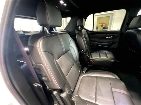 Used 2023 Chevrolet Traverse RS AWD/4WD image 16