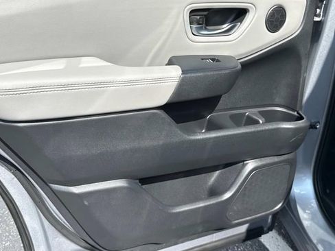 Certified 2023 Honda Pilot EX-L image 11