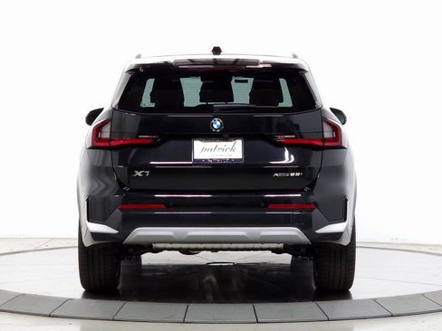 Used 2026 BMW X1 xDrive28i w/ Technology Package AWD/4WD image 7