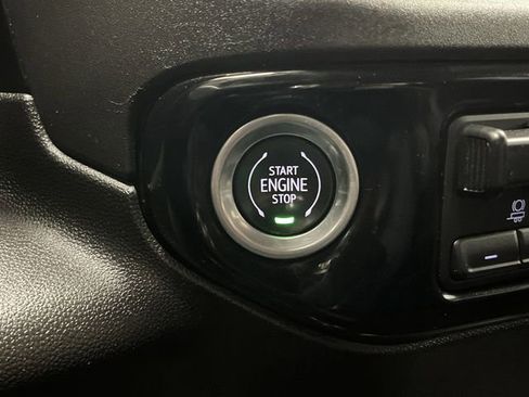 Used 2024 Chevrolet Silverado 3500 LT image 23