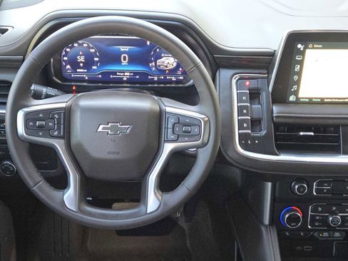 Certified 2023 Chevrolet Tahoe Z71 w/ Luxury Package image 26