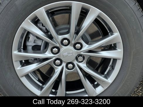 Used 2023 Cadillac XT5 Premium Luxury image 8