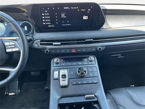 Used 2024 Hyundai Palisade Limited image 12
