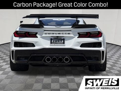 Used 2023 Chevrolet Corvette Z06 RWD image 18