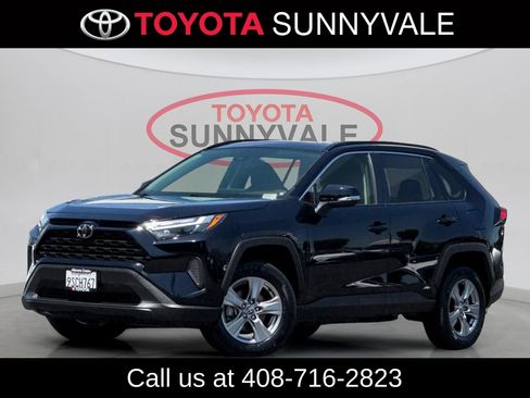 Used 2025 Toyota RAV4 XLE w/ Convenience Package AWD/4WD image 1