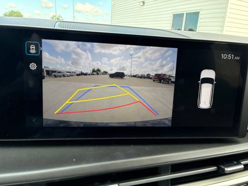 Used 2026 Hyundai Santa Fe SEL FWD image 32