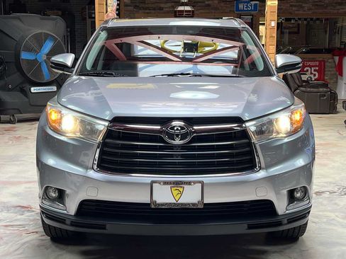 Used 2016 Toyota Highlander Limited AWD/4WD image 7