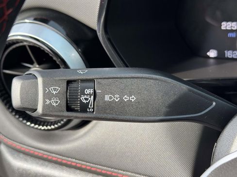 Used 2025 Chevrolet Colorado Z71 image 28