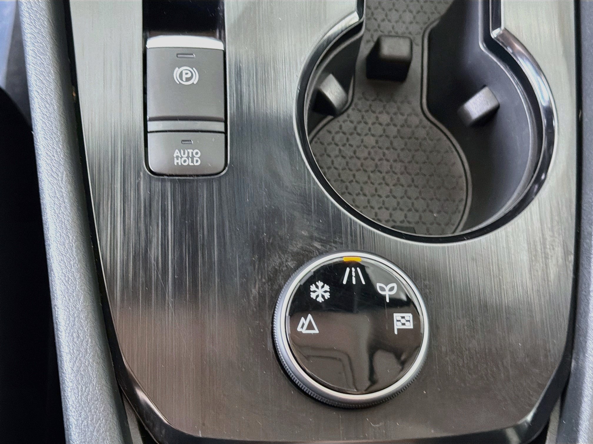 Used 2025 Nissan Rogue SV AWD/4WD image 24
