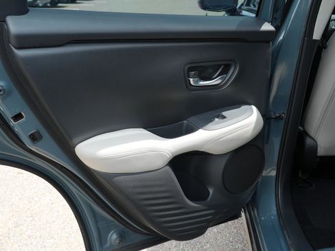 Used 2025 Honda HR-V LX image 15