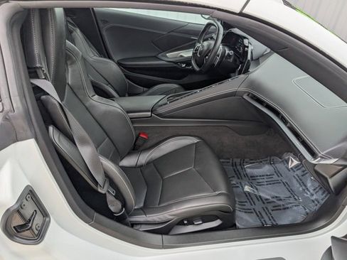 Used 2023 Chevrolet Corvette Stingray w/ Z51 Performance Package image 25