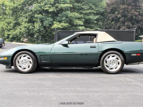 Used 1995 Chevrolet Corvette Convertible RWD image 15