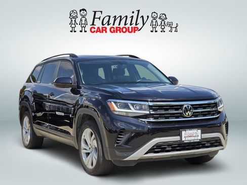 Used 2023 Volkswagen Atlas SE w/ Panoramic Sunroof Package AWD/4WD image 2