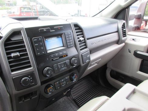 Used 2021 Ford F550 4x4 SuperCab Super Duty image 18