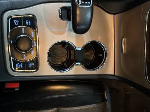 Used 2015 Jeep Grand Cherokee Summit AWD/4WD image 32