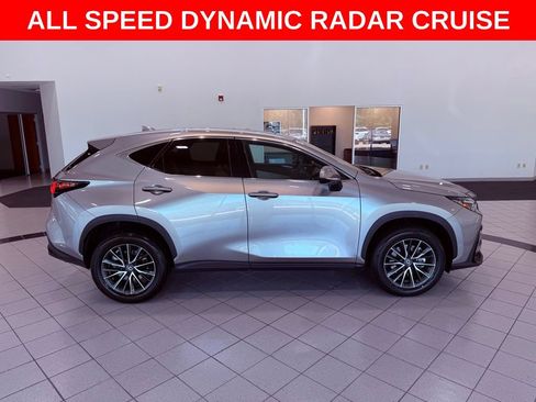 Used 2024 Lexus NX 250 FWD image 9