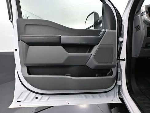 Used 2024 Ford F350 XLT w/ FX4 Off-Road Package image 19