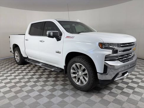 Used 2021 Chevrolet Silverado 1500 LTZ AWD/4WD image 1