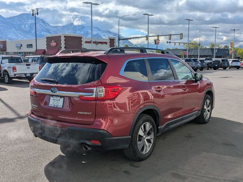 Used 2025 Subaru Ascent Premium AWD/4WD image 3
