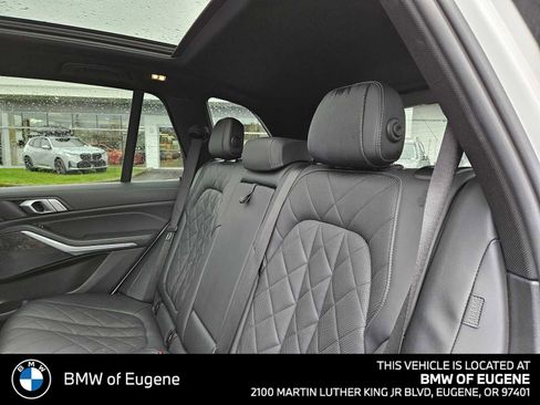 Used 2023 BMW X5 xDrive40i AWD/4WD image 21