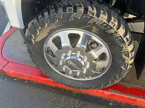 Used 2026 Ford F450 King Ranch w/ FX4 Off-Road Package image 25