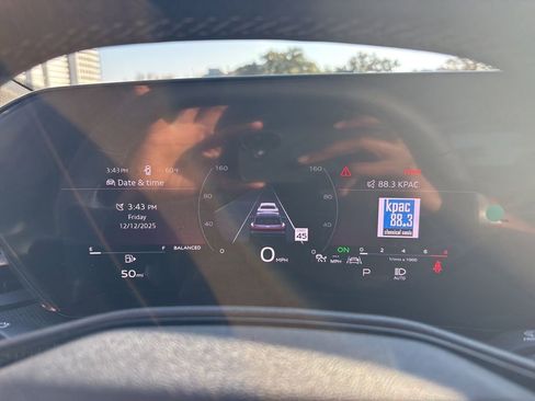 New 2025 Audi SQ5 Premium Plus image 21