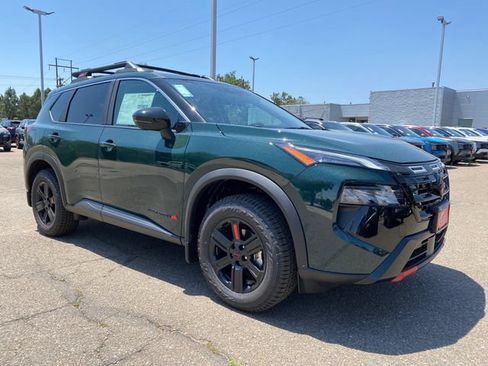 New 2026 Nissan Rogue SV w/ Rock Creek Premium Package AWD/4WD image 7