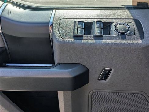 Used 2018 Ford F150 XLT w/ Equipment Group 301A Mid image 12