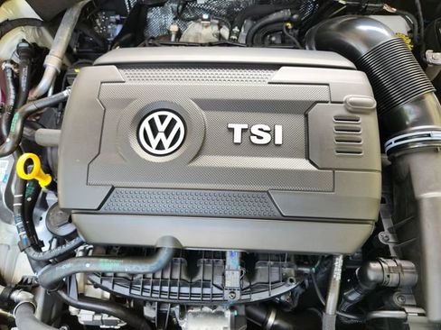 New 2026 Volkswagen Jetta GLI Autobahn FWD image 29