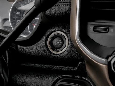 Used 2020 RAM 3500 Laramie AWD/4WD image 22