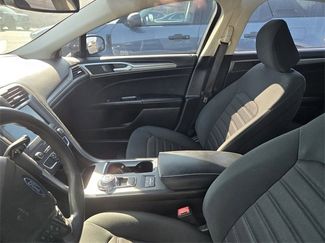 Used 2020 Ford Fusion SE video 2