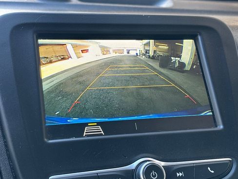 Certified 2019 Chevrolet Equinox LS image 26