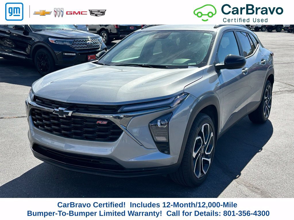 Certified 2025 Chevrolet Trax RS w/ Driver Confidence Package FWD image 3
