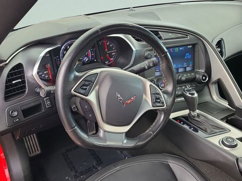 Used 2019 Chevrolet Corvette Stingray Convertible w/ Carbon Flash Badge Package RWD image 11