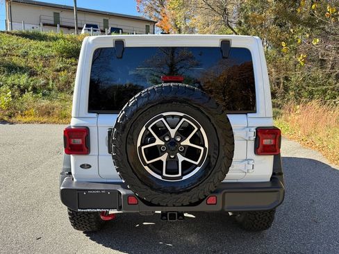 New 2026 Jeep Wrangler Rubicon image 8