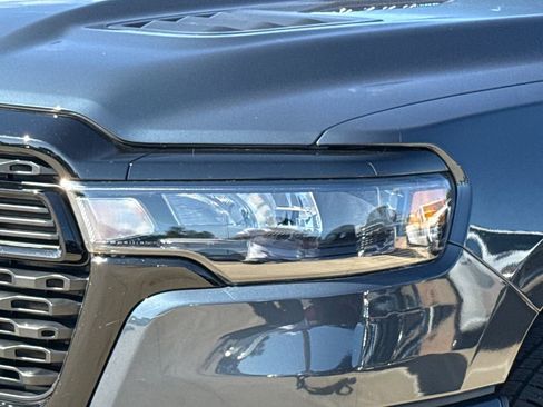 New 2026 RAM 1500 Express AWD/4WD image 4
