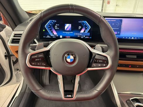 Certified 2025 BMW 430i xDrive w/ M Sport Package AWD/4WD image 17