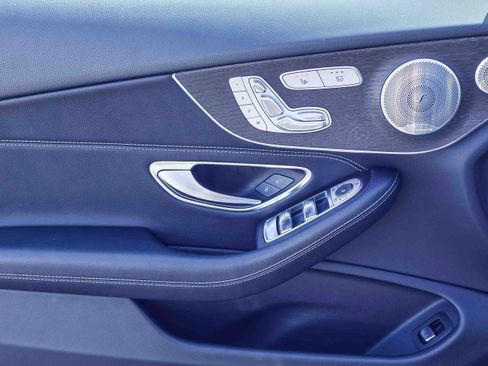 Used 2020 Mercedes-Benz C 300 Cabriolet image 10
