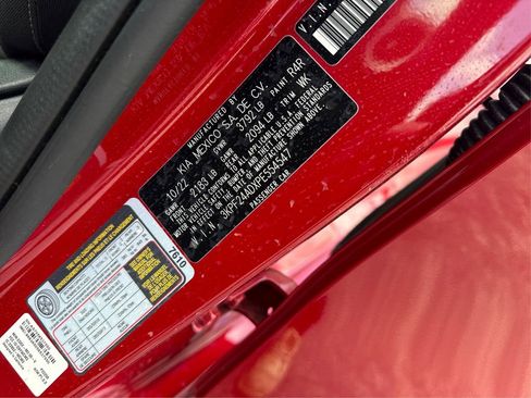 Certified 2023 Kia Forte LXS w/ LXS Technology Package FWD image 18