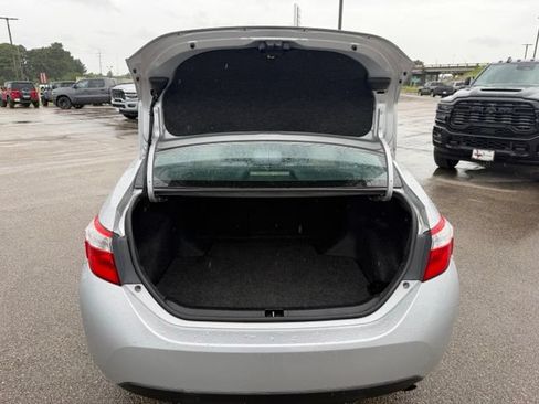 Used 2014 Toyota Corolla LE FWD image 8