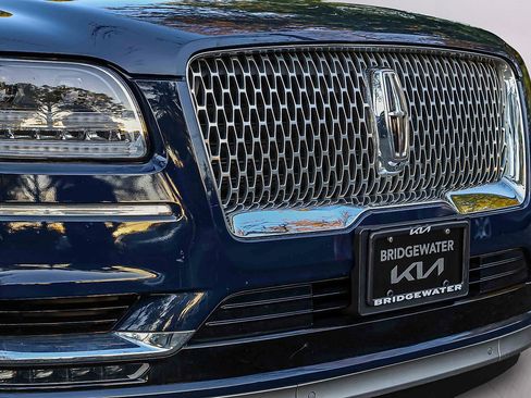 Used 2020 Lincoln Navigator Reserve w/ Luxury Package AWD/4WD image 29
