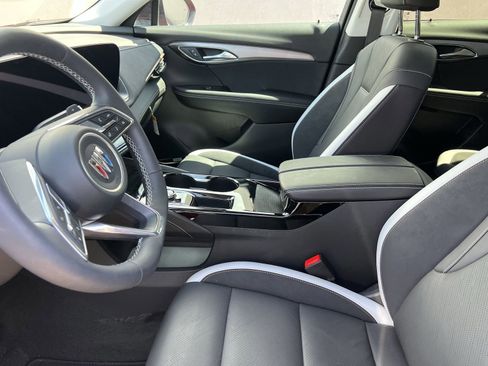 Used 2025 Buick Envision Sport Touring AWD/4WD image 10