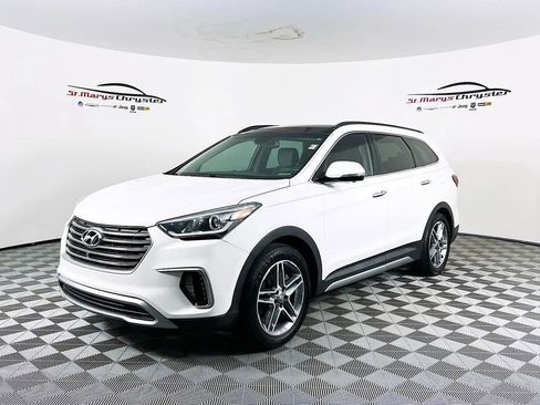 Used 2019 Hyundai Santa Fe XL w/ Cargo Package image 4