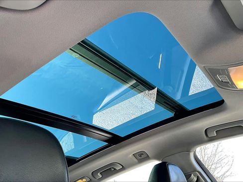 Used 2015 Audi Q5 2.0T Premium Plus w/ Technology Package image 14